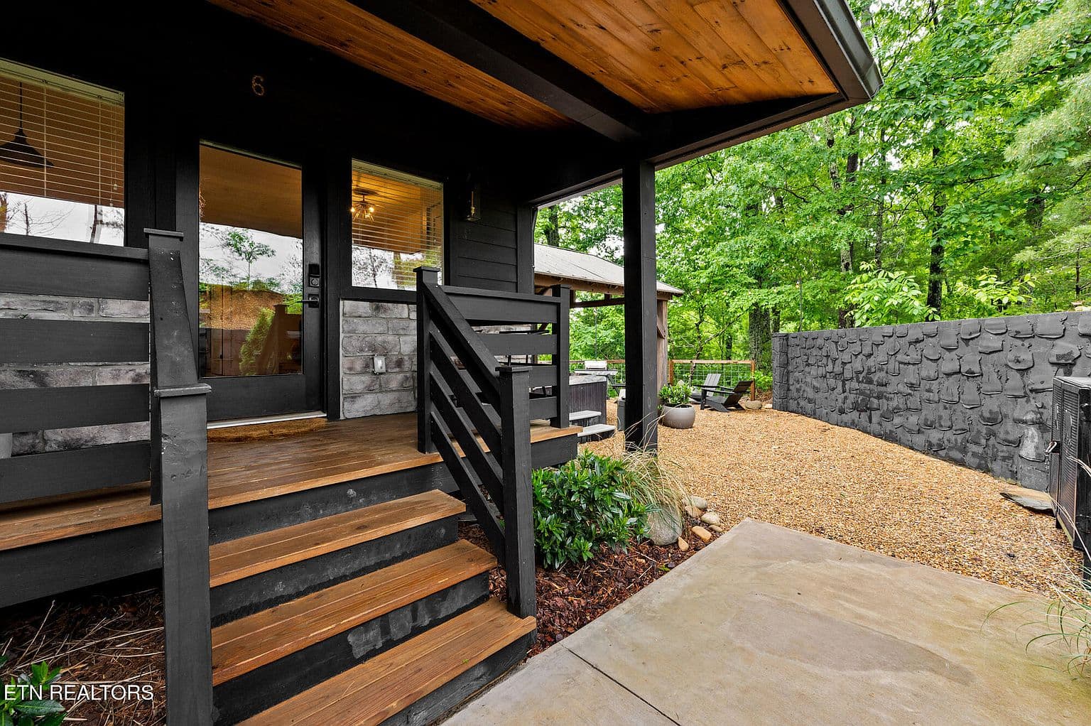 4155 Dollys Dr - Image 3