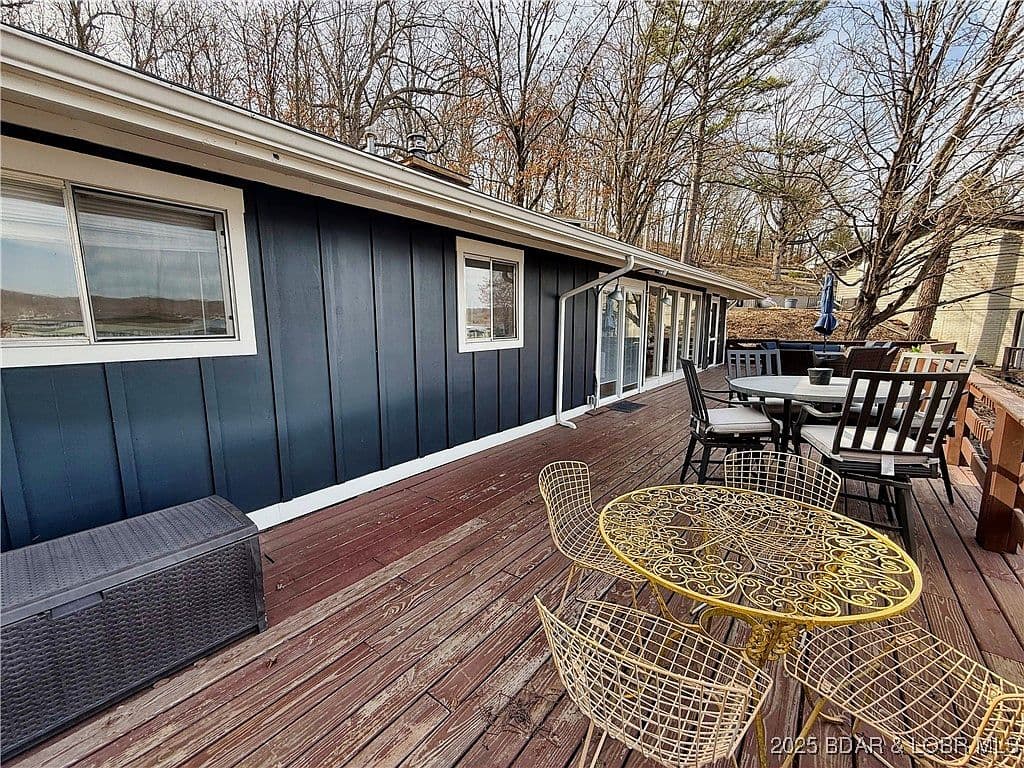 217 Lucky Strike Dr - Image 2