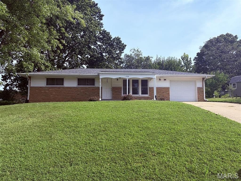 1316 Clearview Dr