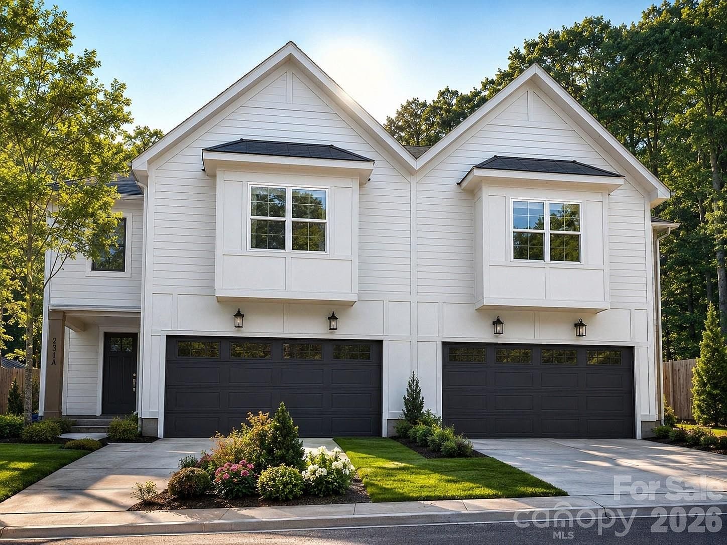 548 Carolyn Ln