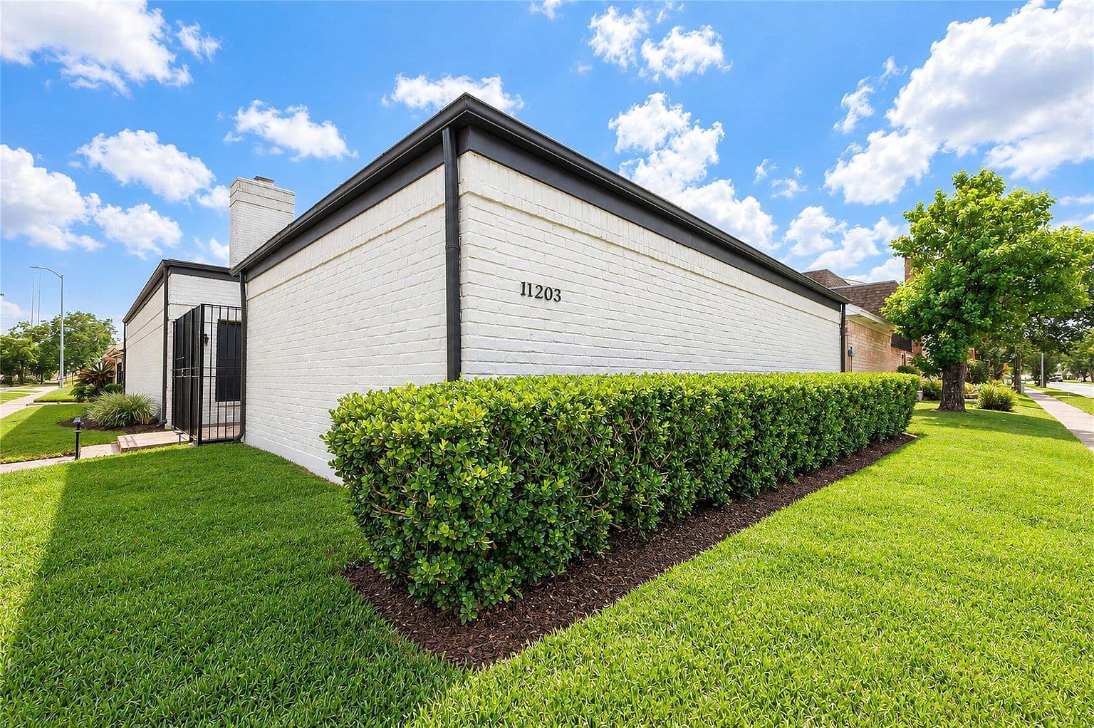 11203 Briar Forest Dr - Image 2