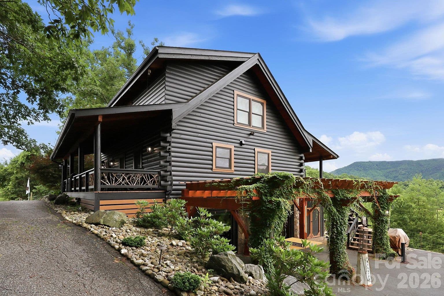 206 Hamlet Dr - Image 2