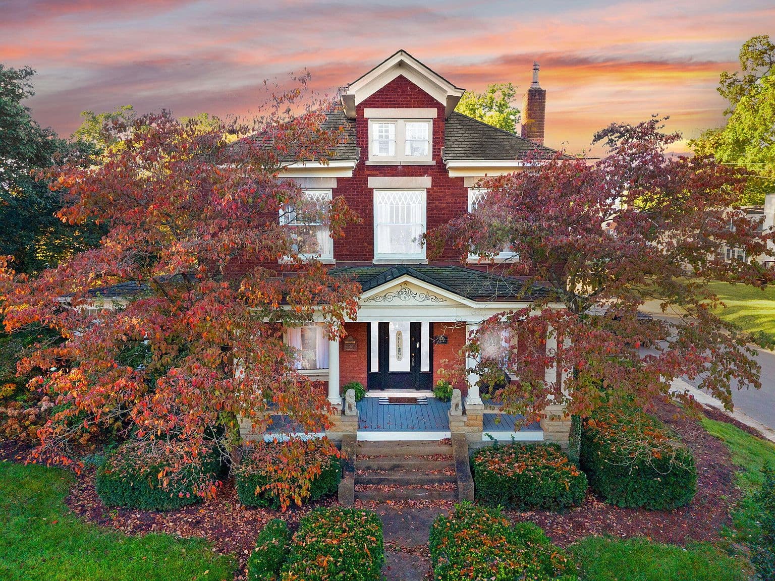 428 W Main St