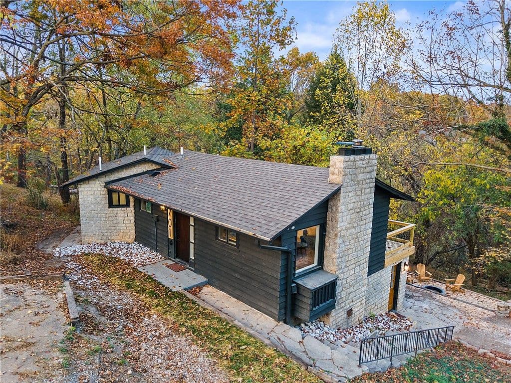 701 E Electric St — photo 4