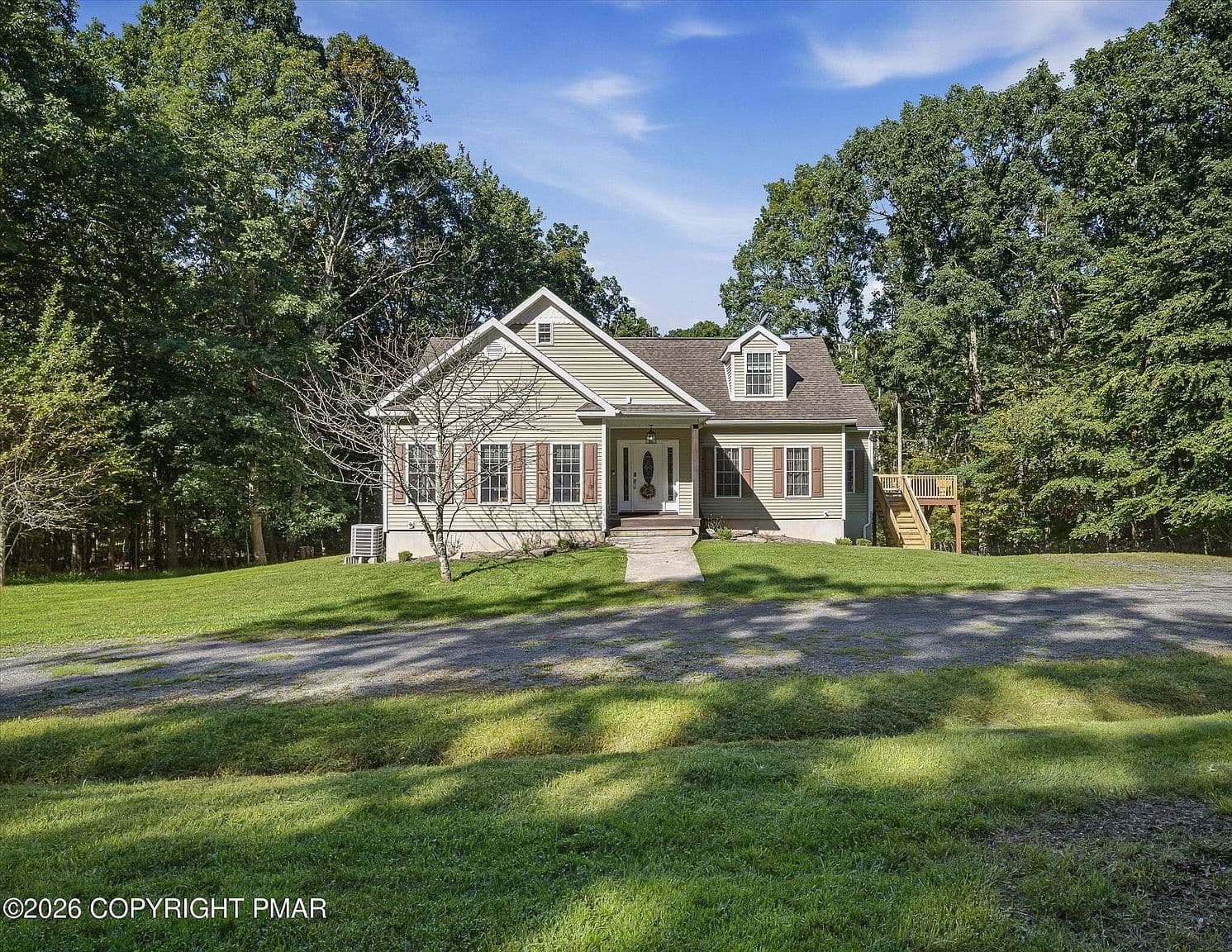 12 Old Farm Rd