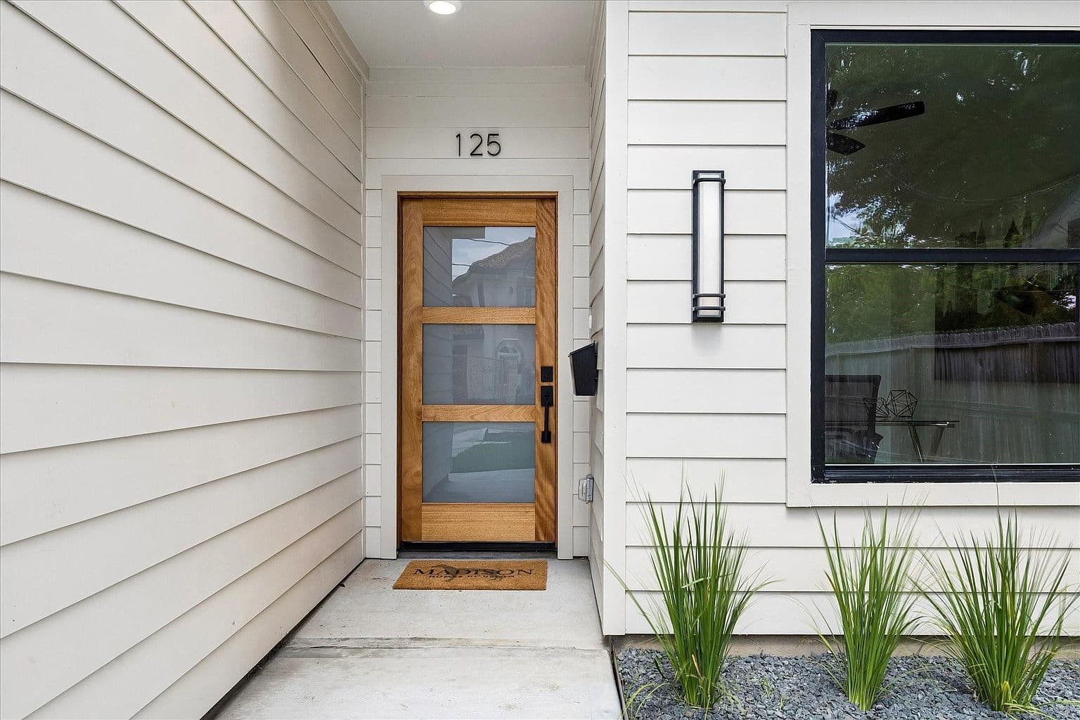 125 N Sidney St - Image 2