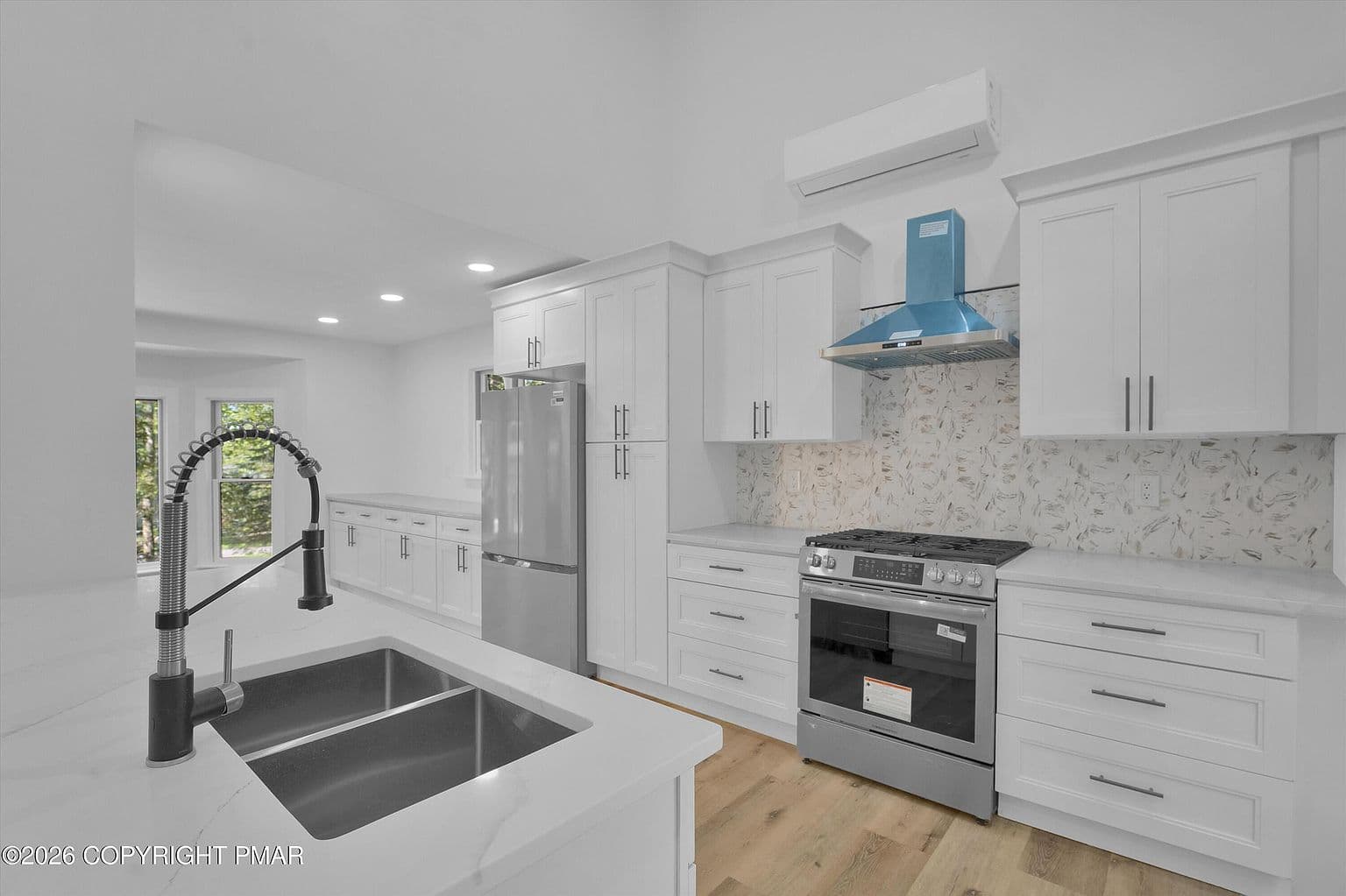 9 Woods End - Image 2