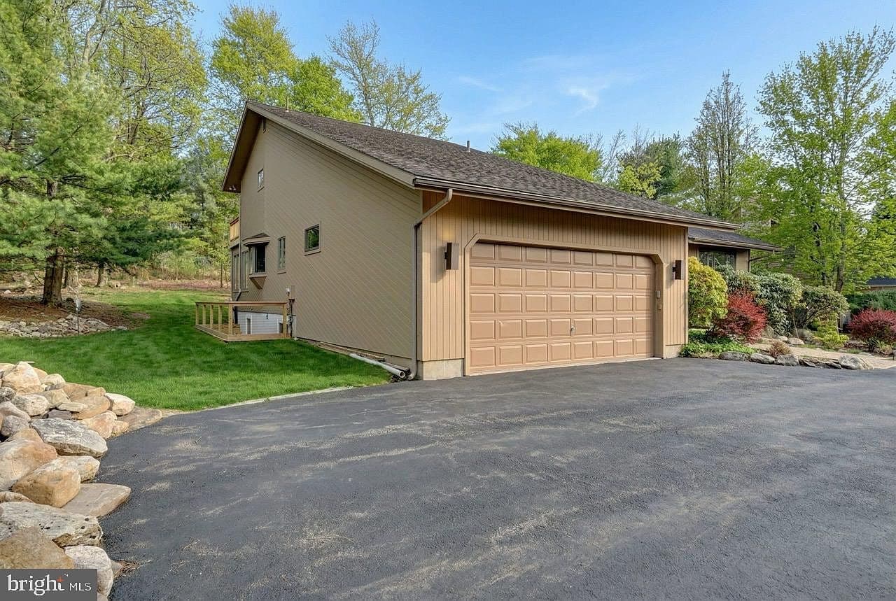 96 Wolf Hollow Rd - Image 3
