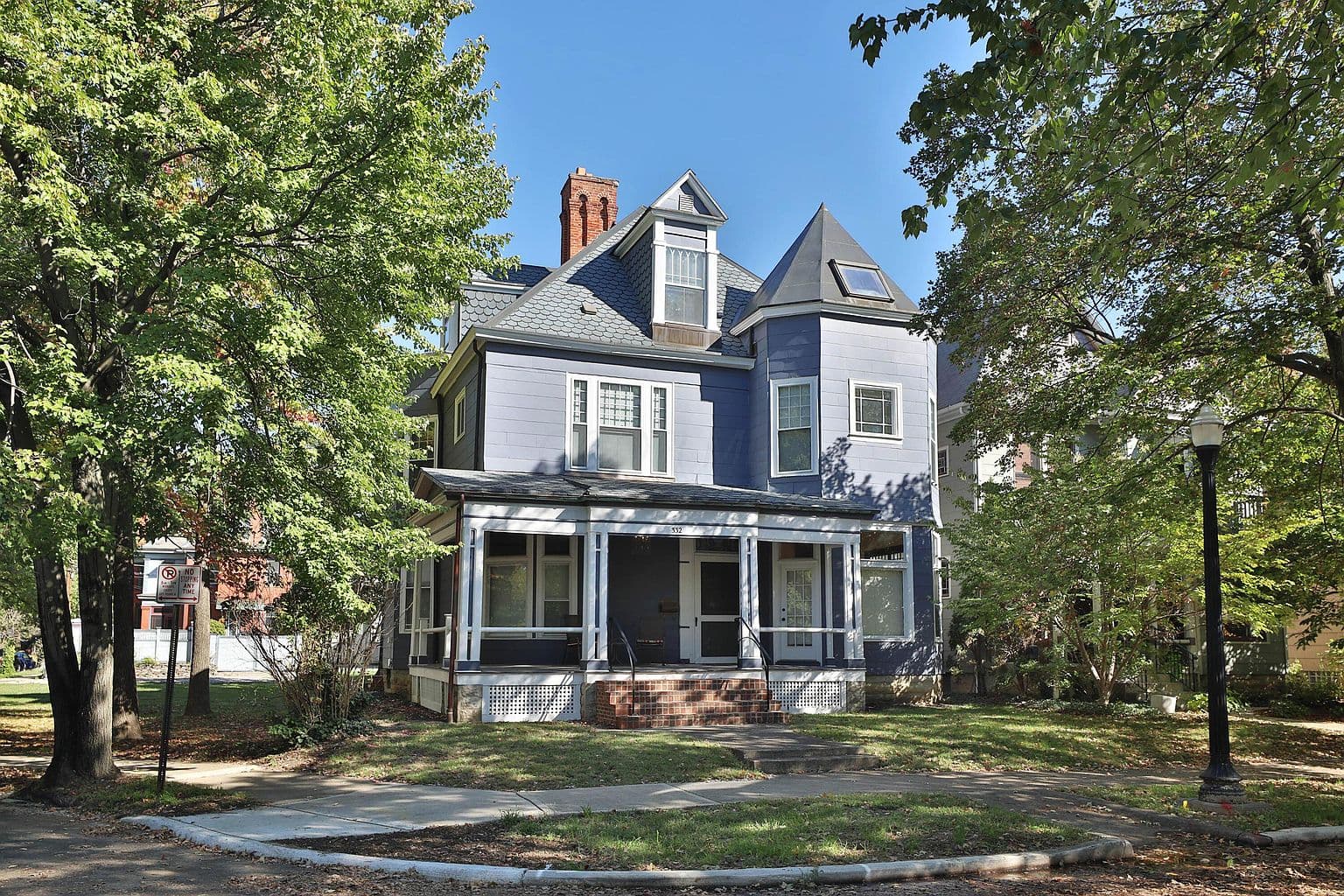 332 W 6th Ave - Image 2